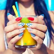 Du soleil et de la couleur dans vos ongles pour cet été