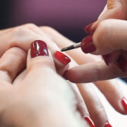 Ongles en gel ou semi permanent : Quelle manucure choisir ?