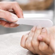 Bien limer ses ongles : techniques, astuces et erreurs à éviter